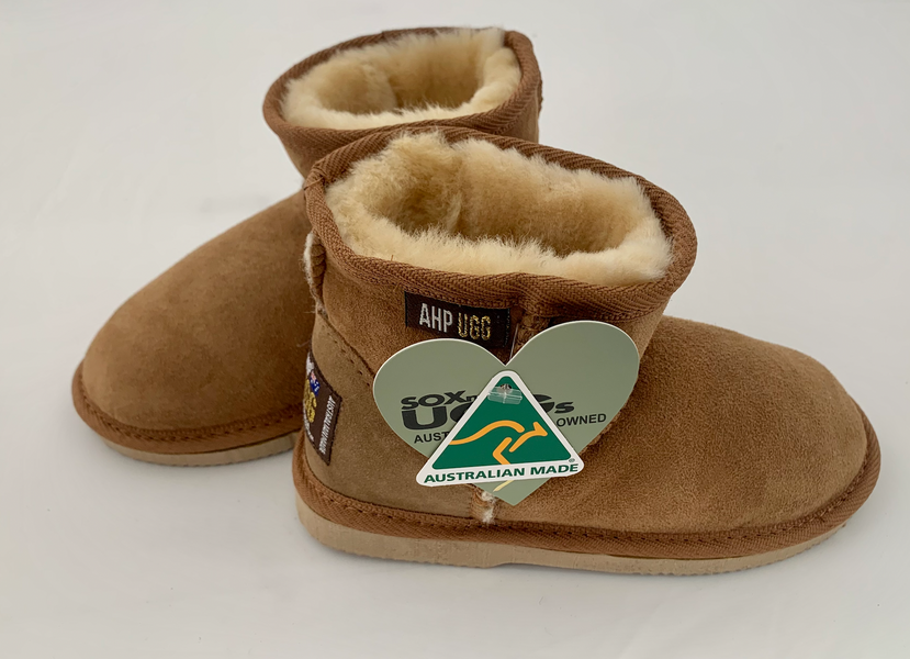 Are Your Uggs Starting To Smell? We can help!